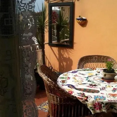 Tranquilla Stanza Zen Con Terrazza A Trastevere! *