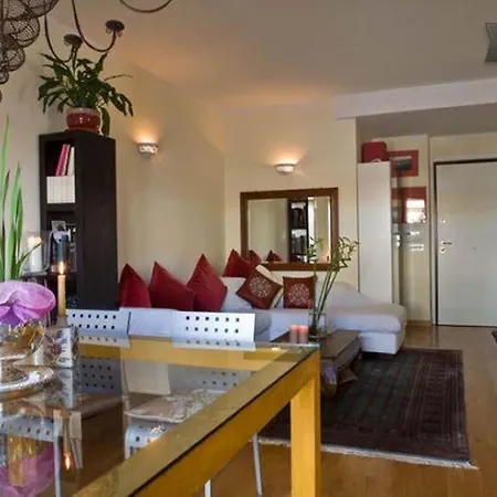 Homestay Tranquilla Stanza Zen Con Terrazza A Trastevere! Rome