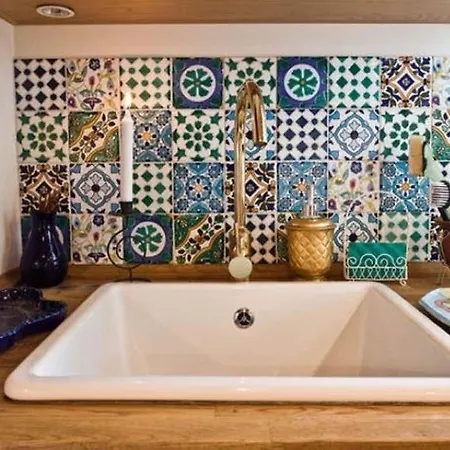 Homestay Tranquilla Stanza Zen Con Terrazza A Trastevere! Rome