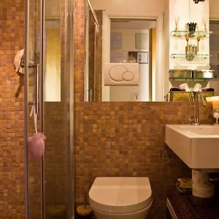 Tranquilla Stanza Zen Con Terrazza A Trastevere! Homestay